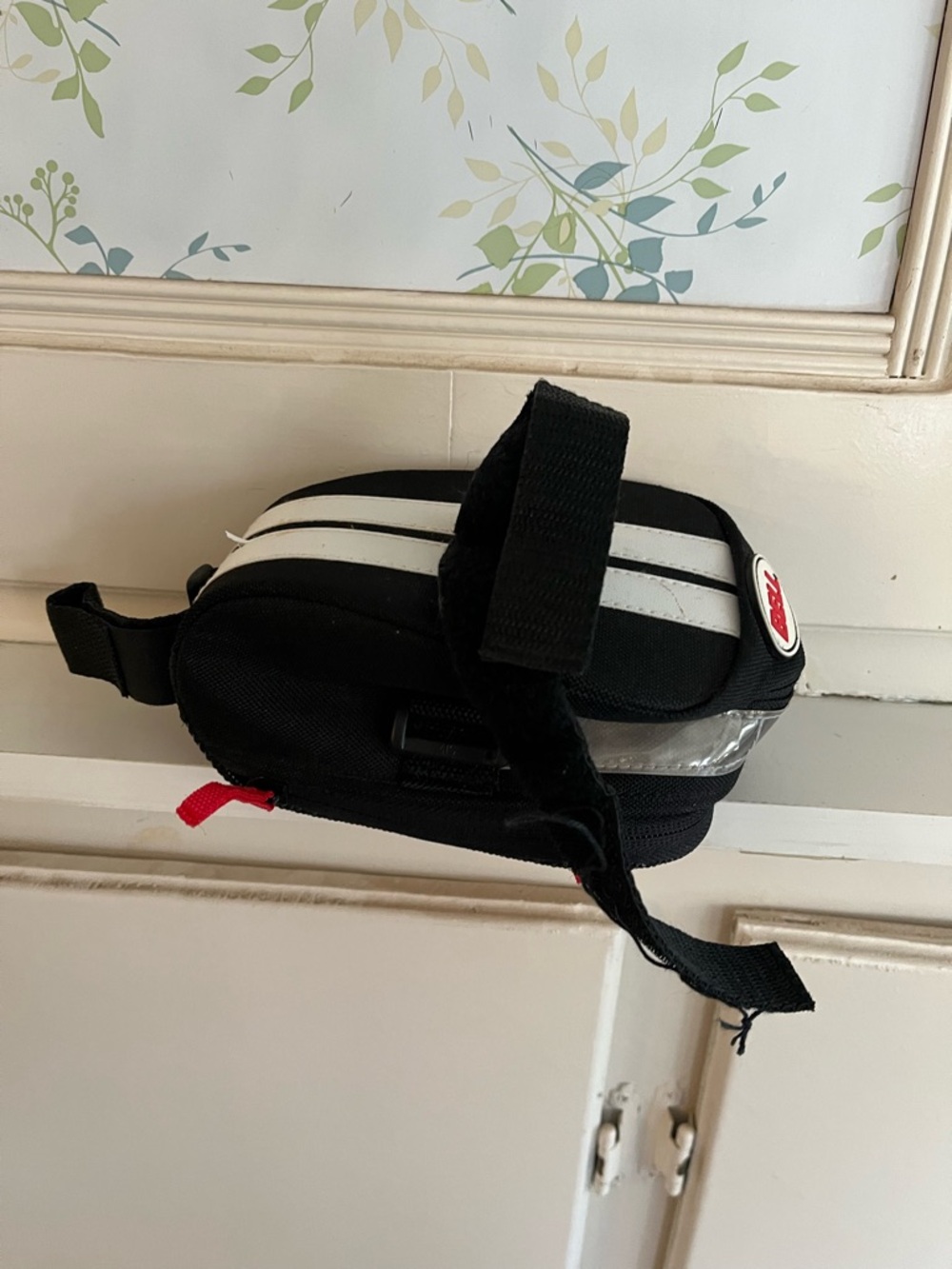 Black Bicycle Pouch with White Racing Stripes - Picture 2 of 6
